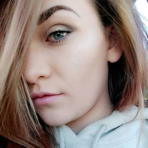 Meet your Posher, Gabi lenora rose